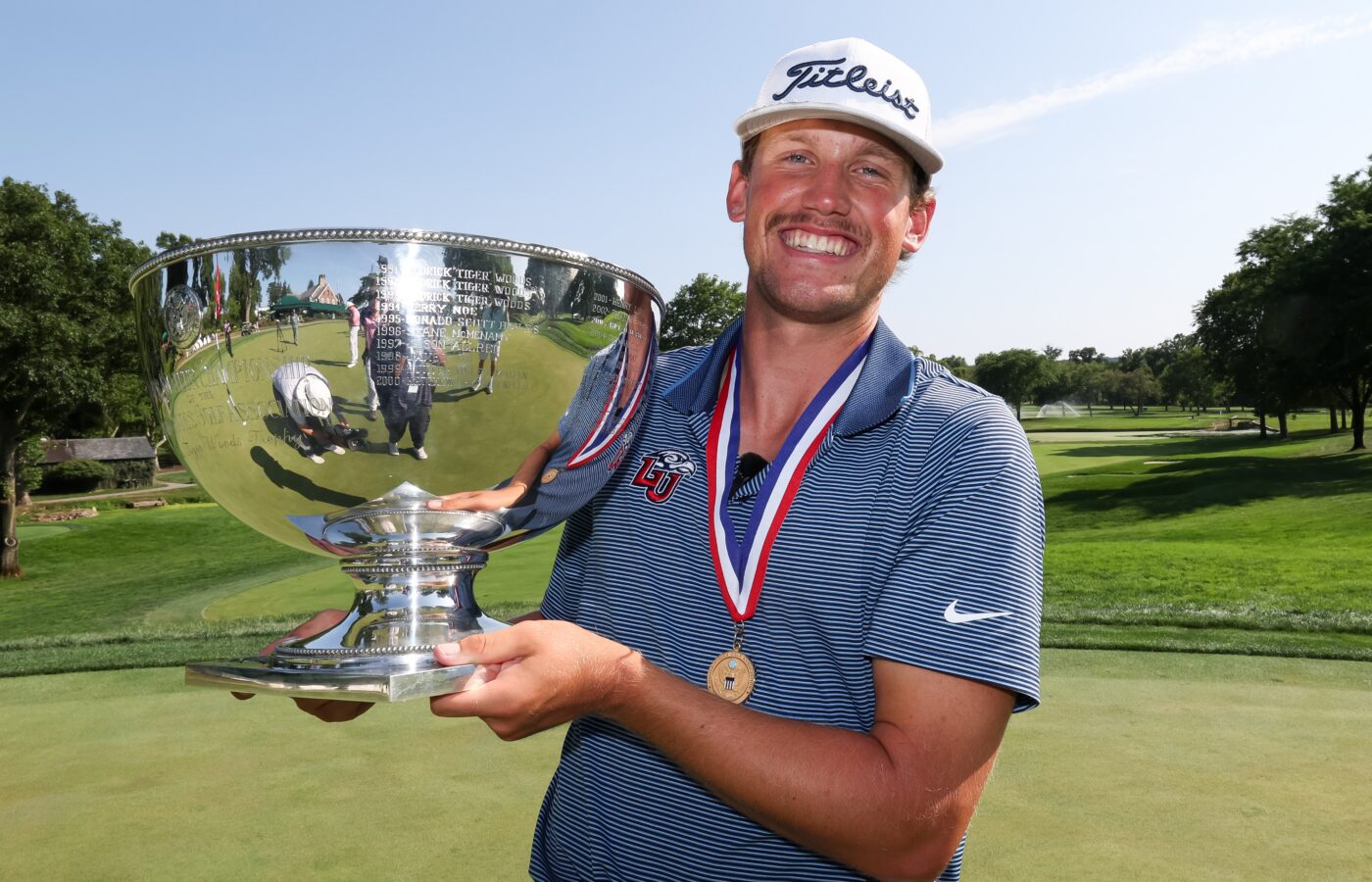 ALTERNATE WINS US JUNIOR AMATEUR