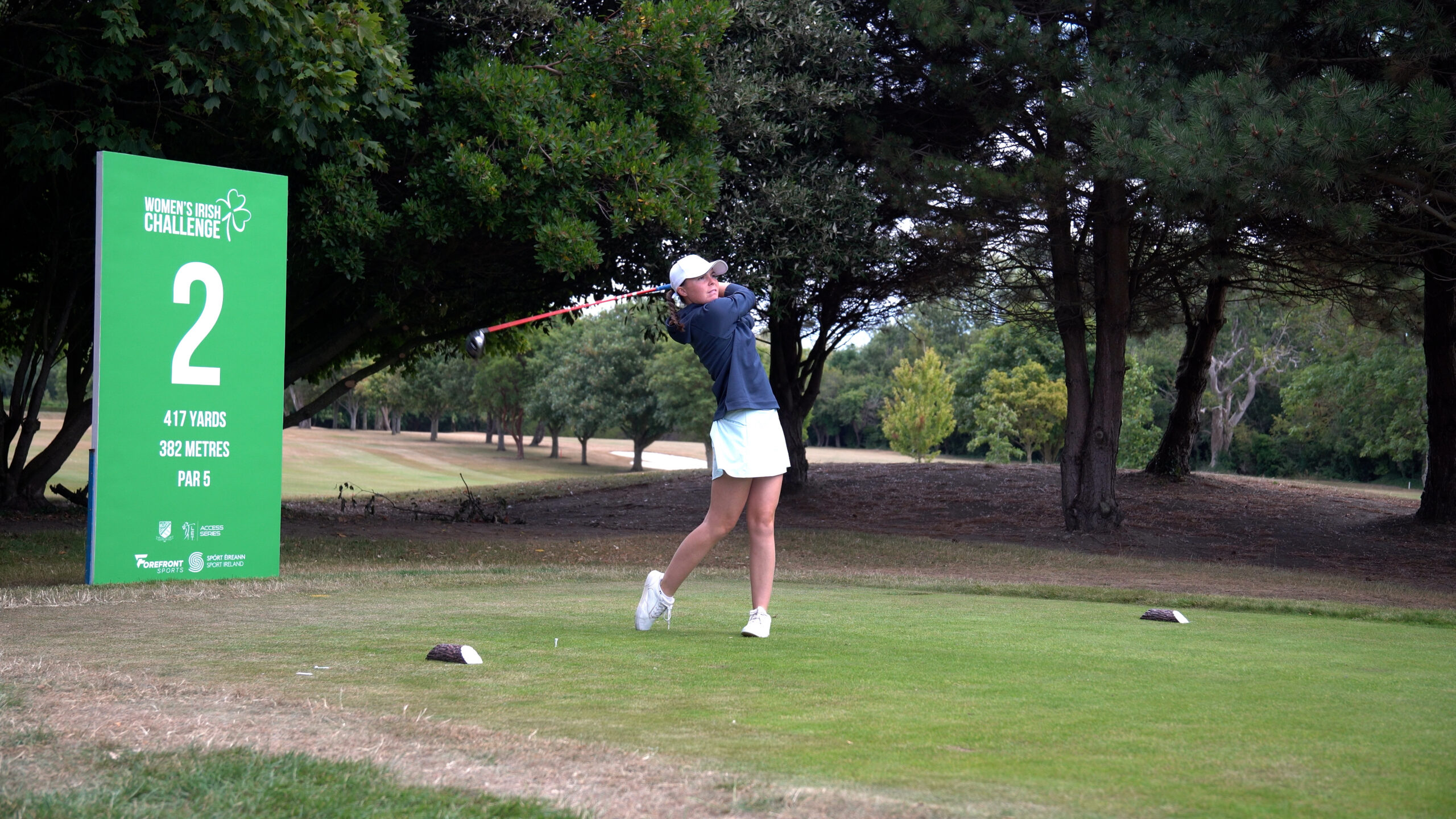 COULTER WINS PROFESSIONAL DEBUT