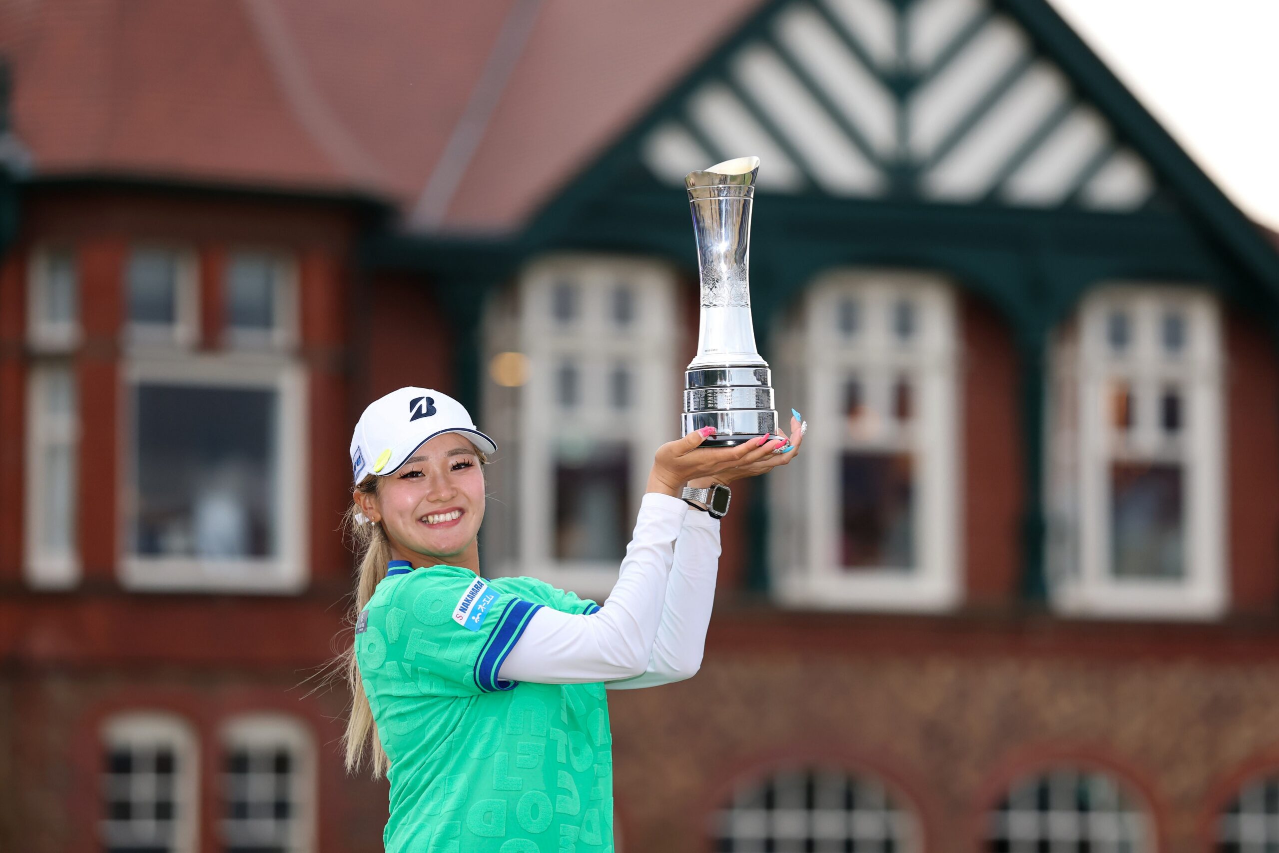 SHIHO KUWAKI WINS THE OPEN!!