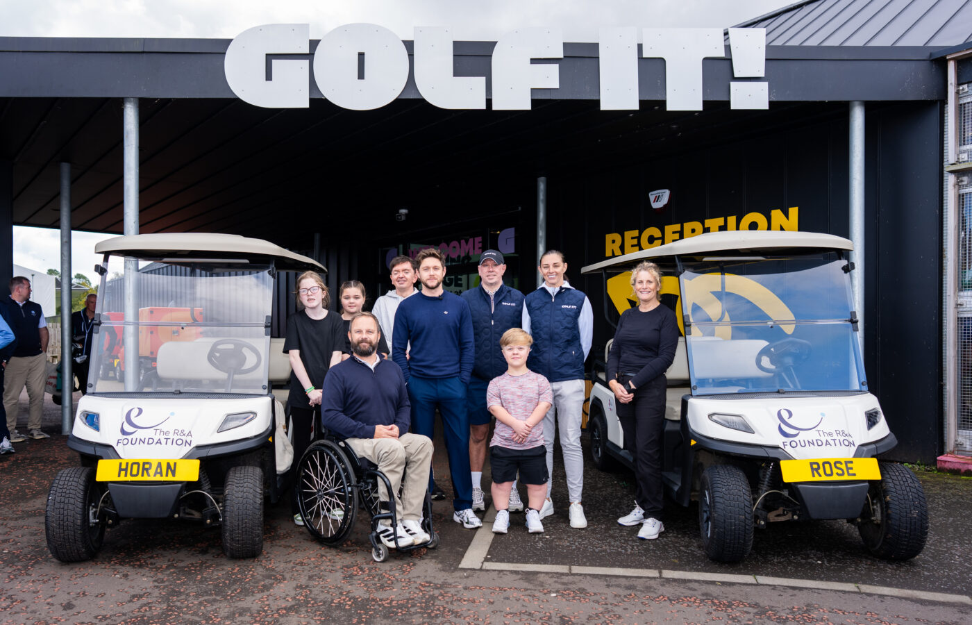 Niall Horan Makes Surprise Visit To Golf It! In Glasgow