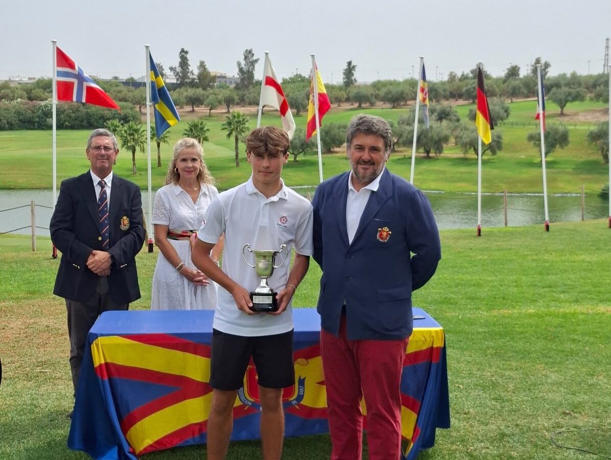 WHITEHEAD WINS SPANISH U-18 CHAMPIONSHIP